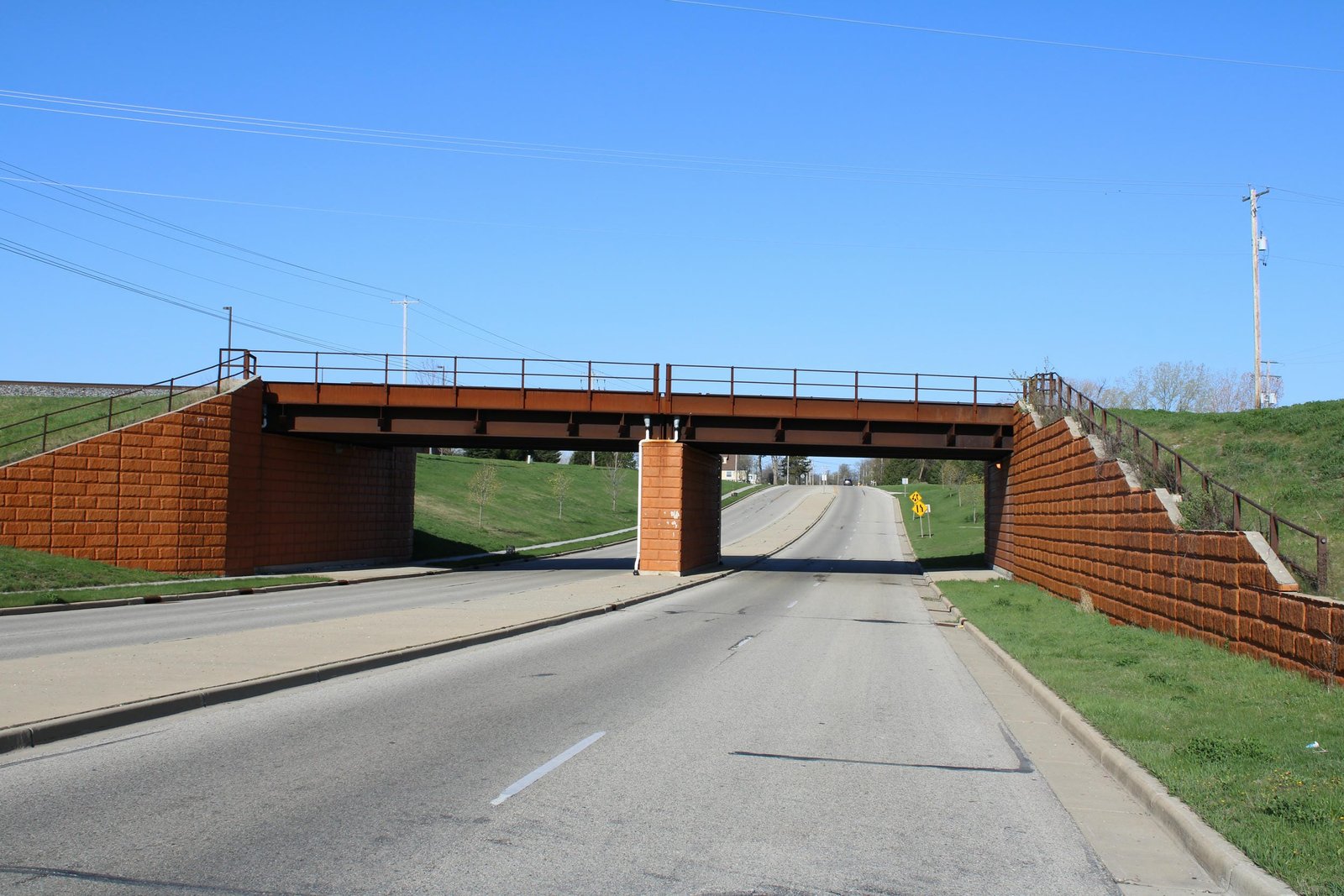 Modern bridge over 4 Mile Road